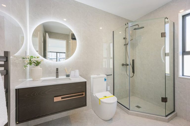 Photo of property in 15 Dulcie Way, Orewa, 0931