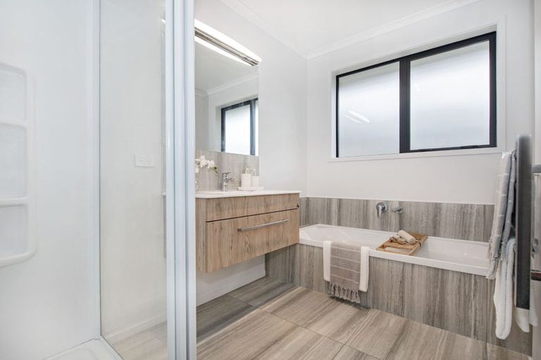 Photo of property in 3 Te Hihi Stream Lane, Maunu, 0179