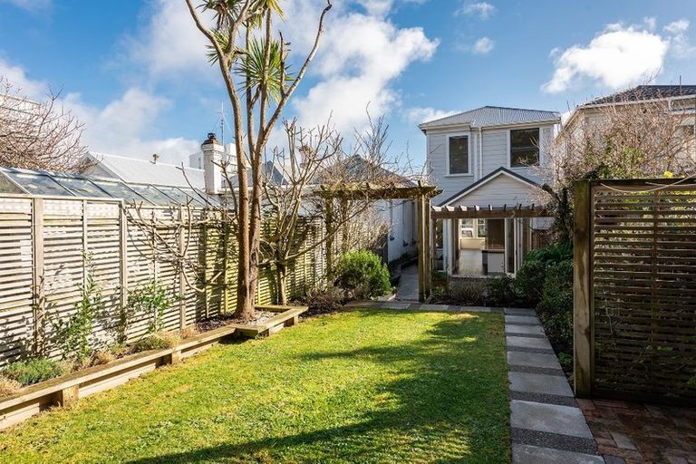 Photo of property in 12 Roy Street, Newtown, Wellington, 6021