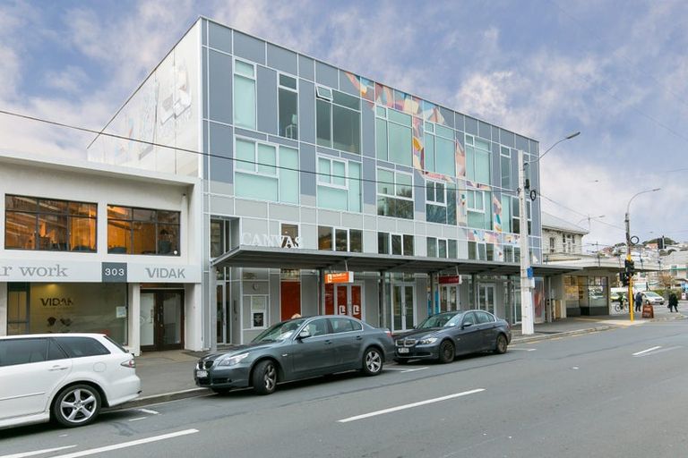 Photo of property in Canvas Apartments, 15/307 Willis Street, Te Aro, Wellington, 6011