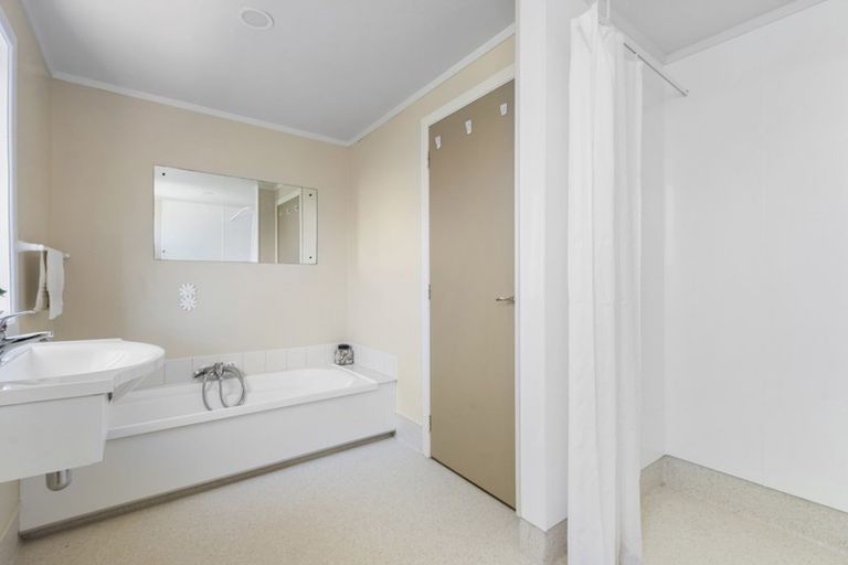 Photo of property in 41 Robertson Street, Glenholme, Rotorua, 3010