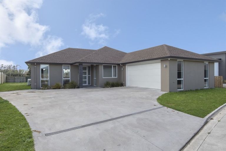 Photo of property in 14 Hehan Close, Cambridge, 3434