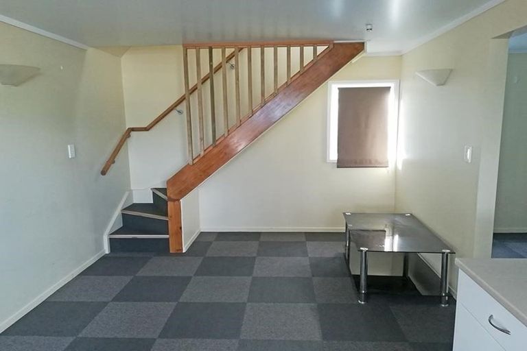 Photo of property in 44b Eugenia Rise, Totara Heights, Auckland, 2105