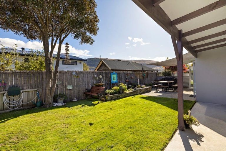 Photo of property in 1 Kelvin Place, Kelvin Heights, Queenstown, 9300