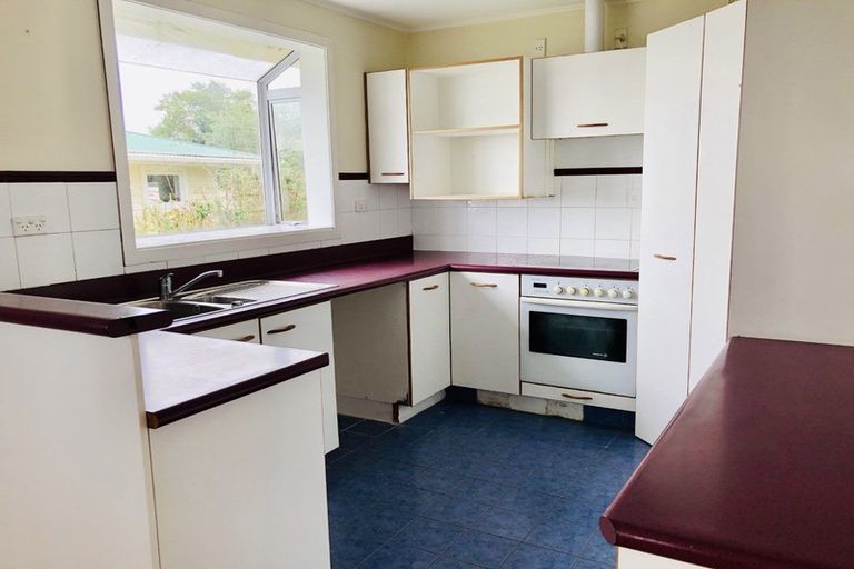 Photo of property in 5 Chorley Avenue, Massey, Auckland, 0614