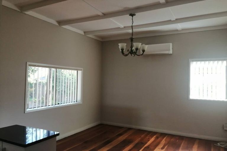 Photo of property in 1/16 Reeves Road, Pakuranga, Auckland, 2010