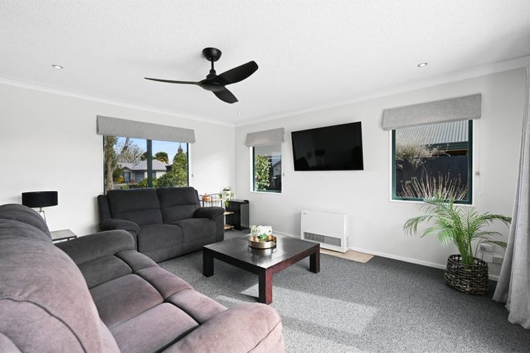 Photo of property in 27 Sarindah Place, Fairview Downs, Hamilton, 3214