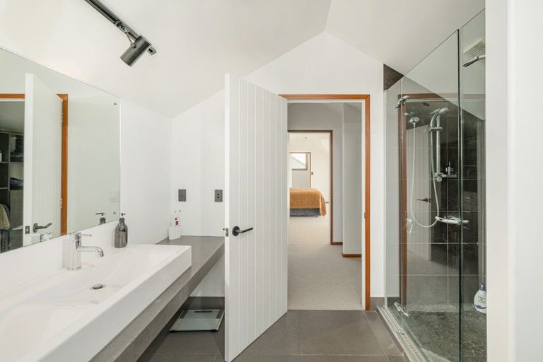 Photo of property in 68 Kanuka Rise, Albert Town, Wanaka, 9305