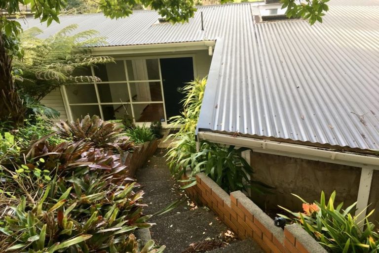 Photo of property in 62 Braemar Road, Castor Bay, Auckland, 0620