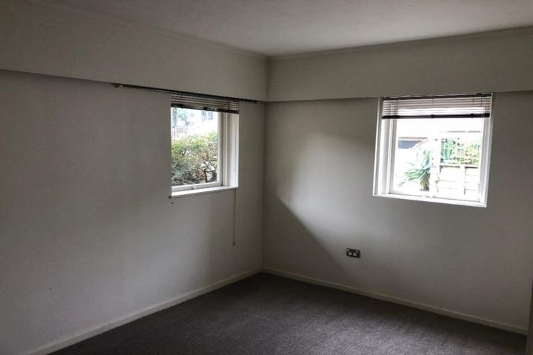 Photo of property in 319 Albany Highway, Rosedale, Auckland, 0632
