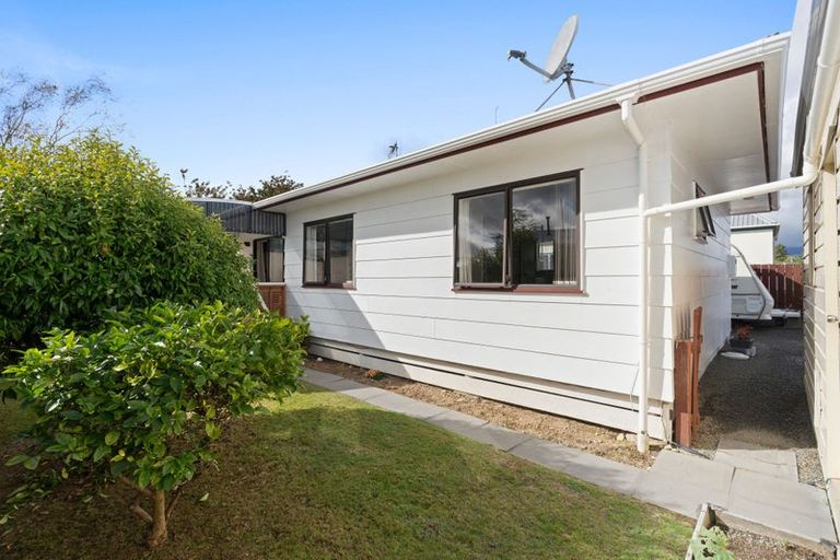 Photo of property in 24a Perth Street, Levin, 5510