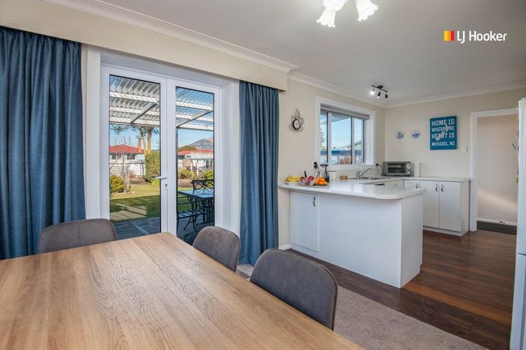 Photo of property in 28 Severn Street, Mosgiel, 9024