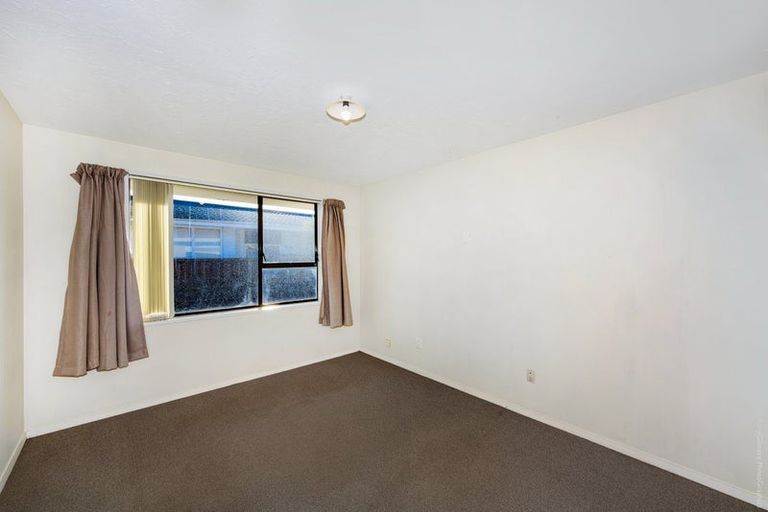Photo of property in 1/17 Apollo Place, Papanui, Christchurch, 8052