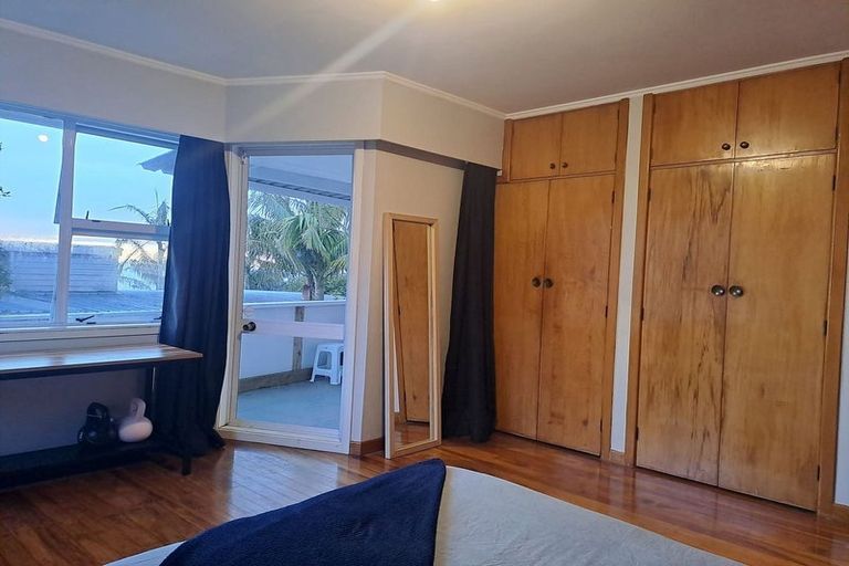 Photo of property in 1/142 Clovelly Road, Bucklands Beach, Auckland, 2012