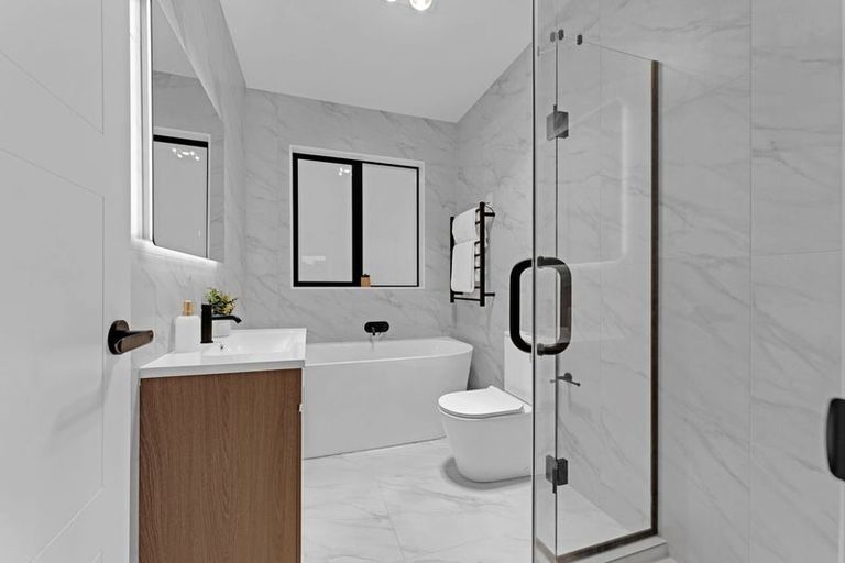 Photo of property in 16 Booker Drive, Tuakau, 2121