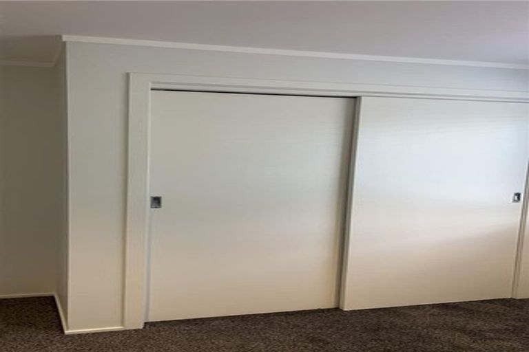 Photo of property in 8a/30 Westward Ho, Glen Eden, Auckland, 0602