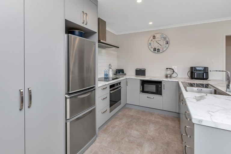 Photo of property in 3 Green Estate Drive, Waipu, 0510