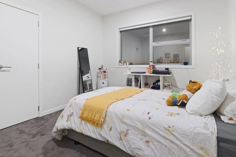 Photo of property in 60 Wainui Road, Silverdale, 0932