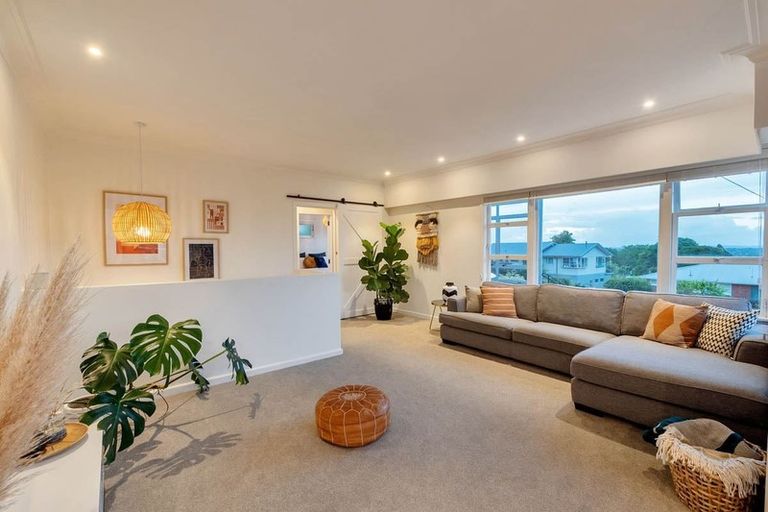 Photo of property in 10 Hamlet Place, Pukekohe, 2120