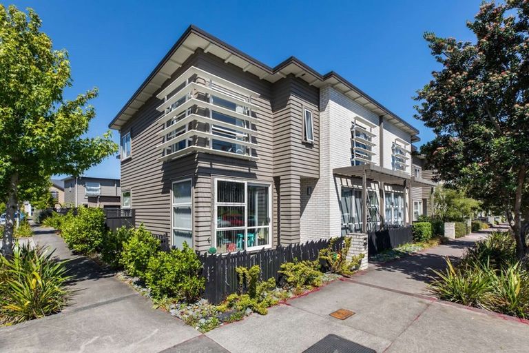 Photo of property in 13 De Havilland Road, Hobsonville, Auckland, 0616