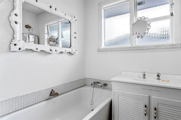 Photo of property in 57 Roberta Drive, Somerfield, Christchurch, 8024