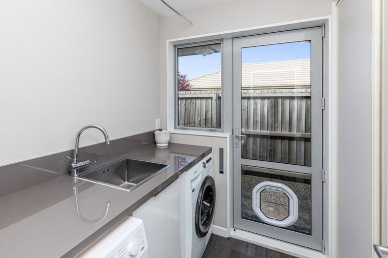 Photo of property in 71 Rannoch Drive, Broomfield, Christchurch, 8042