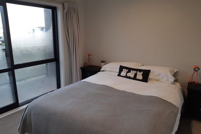 Photo of property in 2/13 Beale Street, Hamilton East, Hamilton, 3216