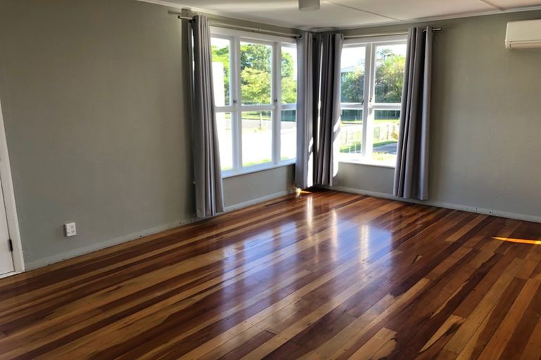 Photo of property in 26 Palmerston Road, Havelock North, 4130