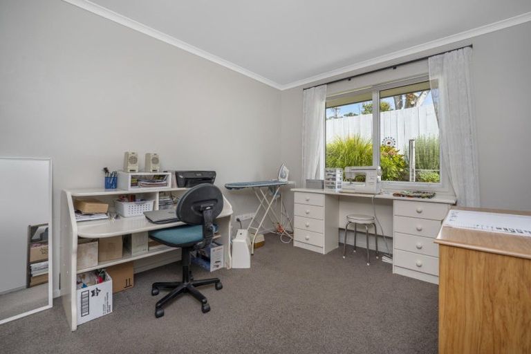 Photo of property in 94 Moffat Road, Bethlehem, Tauranga, 3110