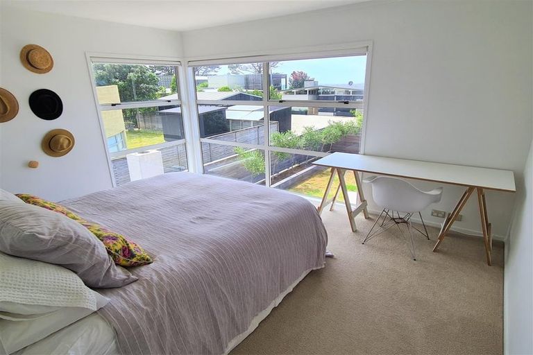 Photo of property in 148 Sands Crescent, Matarangi, Whitianga, 3592