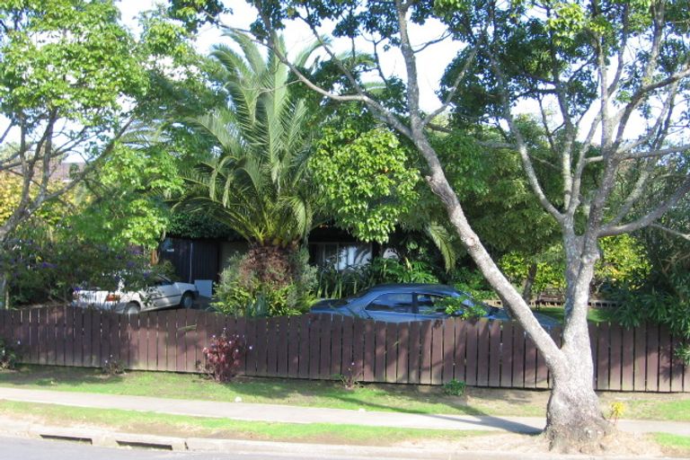 Photo of property in 15 Maytime Street, Clover Park, Auckland, 2023