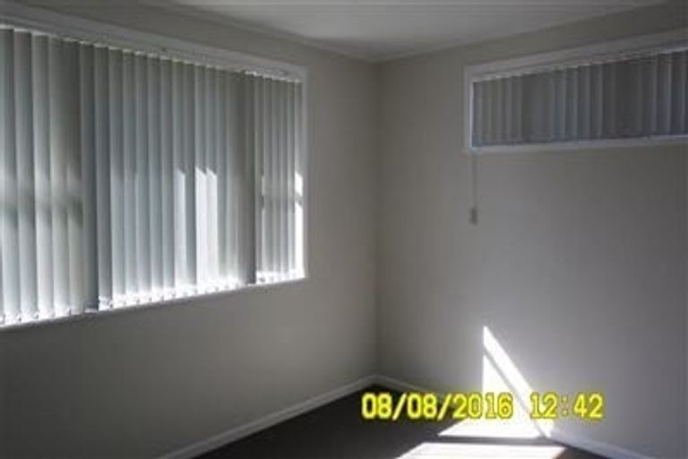 Photo of property in 2/25 Hillside Road, Papatoetoe, Auckland, 2025