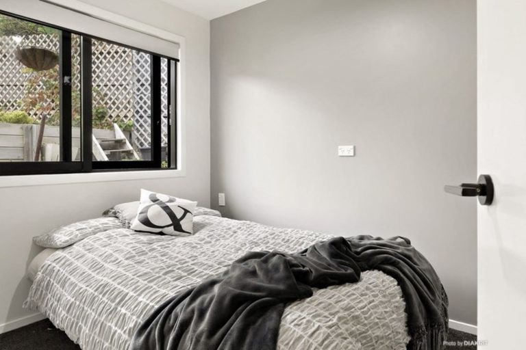 Photo of property in 6 Colorado Grove, Brooklyn, Wellington, 6021