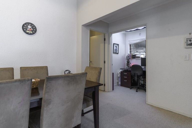 Photo of property in 42 Endeavour Avenue, Welcome Bay, Tauranga, 3112