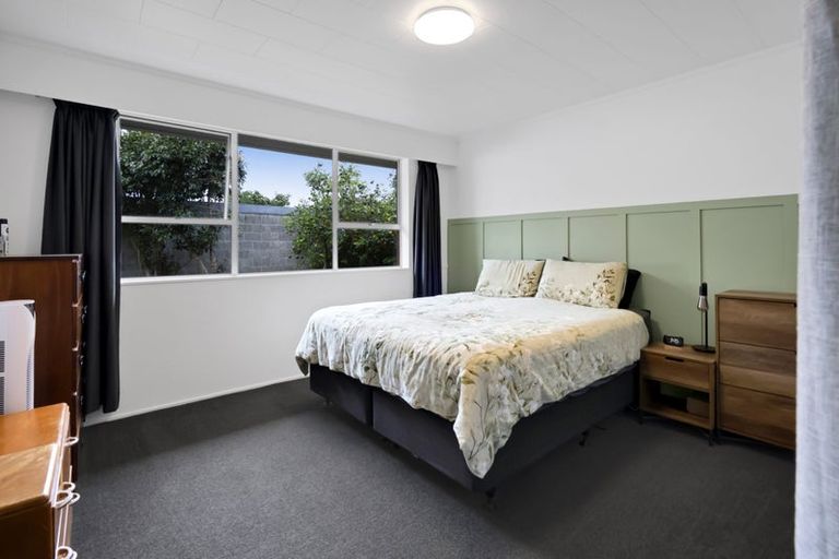 Photo of property in 3b Bideford Street, Brooklands, New Plymouth, 4310