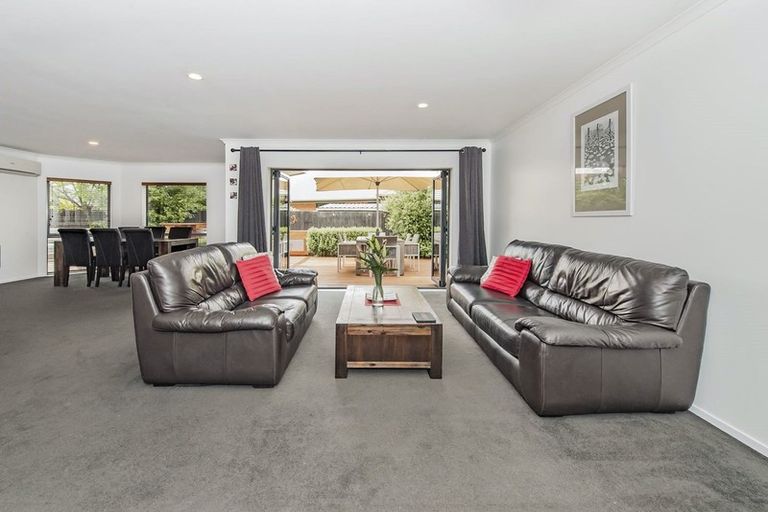 Photo of property in 47 Overbury Crescent, Rolleston, 7614