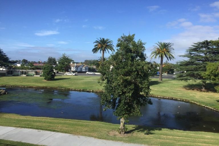 Photo of property in 48 Georges Drive, Napier South, Napier, 4110