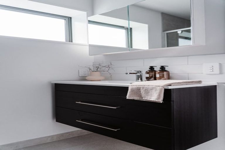 Photo of property in 2/14 Moule Street, Addington, Christchurch, 8024