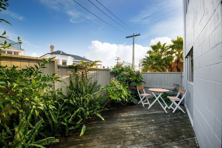 Photo of property in 1g Caroline Street, Saint Marys Bay, Auckland, 1011
