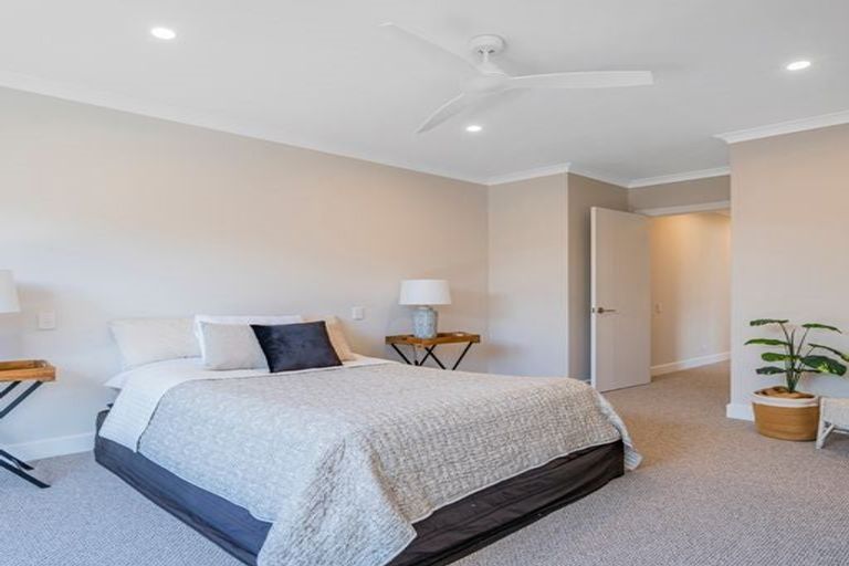 Photo of property in 16 Awatea Drive, Whitianga, 3510