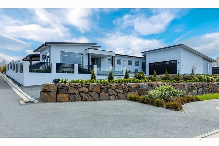 Photo of property in 28 Meadowstone Street, Gleniti, Timaru, 7910