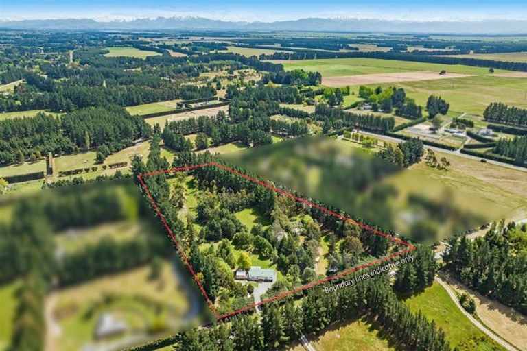 Photo of property in 61 Scarlet Oak Drive, West Melton, Christchurch, 7671