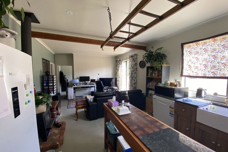 Photo of property in 69 Moroa Road, Tauwharenikau, Featherston, 5771