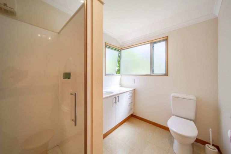 Photo of property in 71 Napier Terrace, Hospital Hill, Napier, 4110