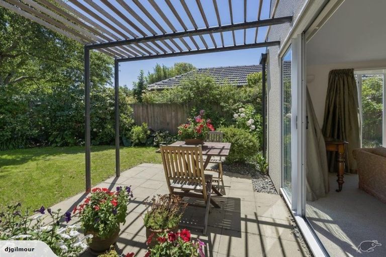 Photo of property in 1/8 Makora Street, Fendalton, Christchurch, 8041