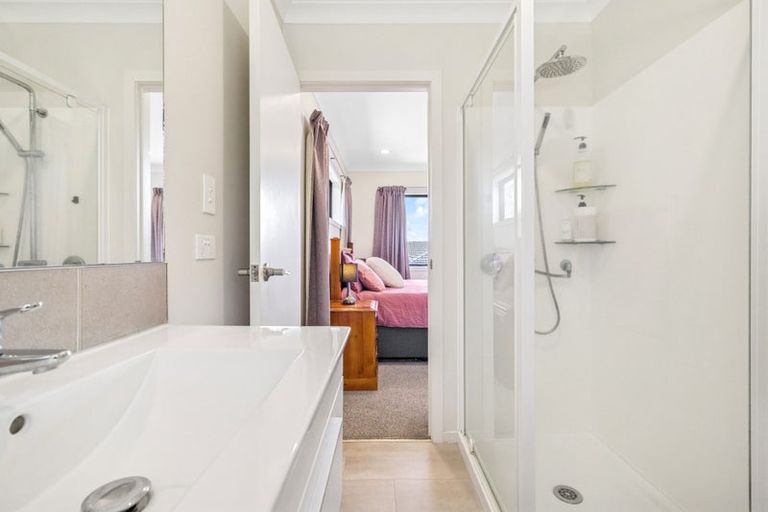 Photo of property in 14 Hua Place, Tuakau, 2121