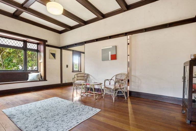 Photo of property in 56 Aramoana Avenue, Devonport, Auckland, 0624