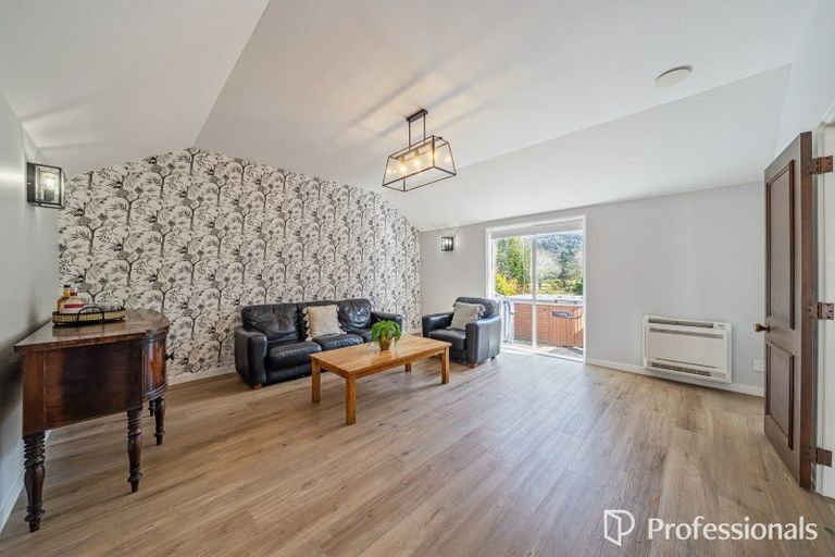 Photo of property in 20 Barton Road, Heretaunga, Upper Hutt, 5018