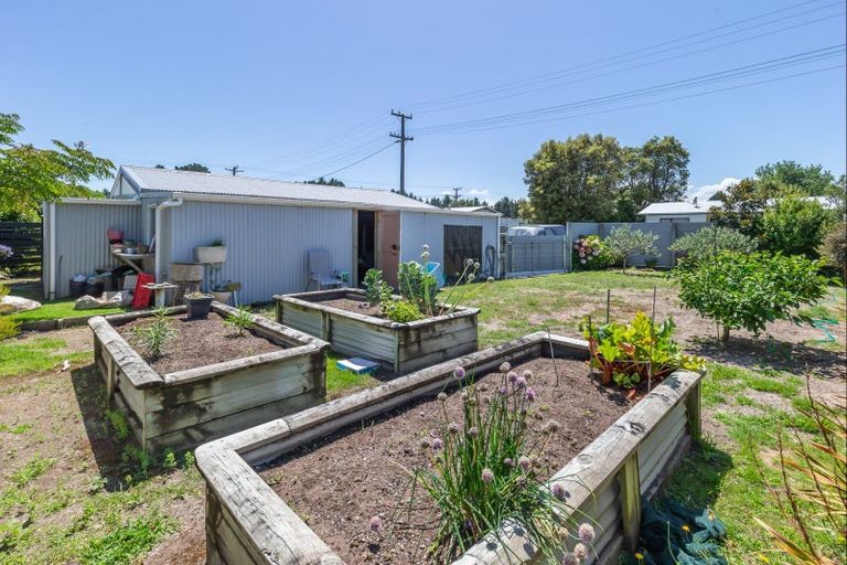 Photo of property in 63 Koputara Road, Himatangi Beach, Foxton, 4891