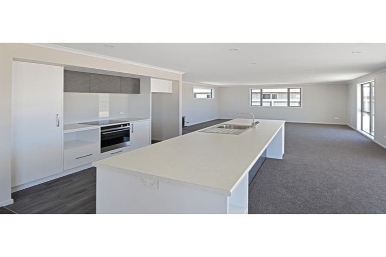 Photo of property in 5 Lakeland Avenue, Twizel, 7901